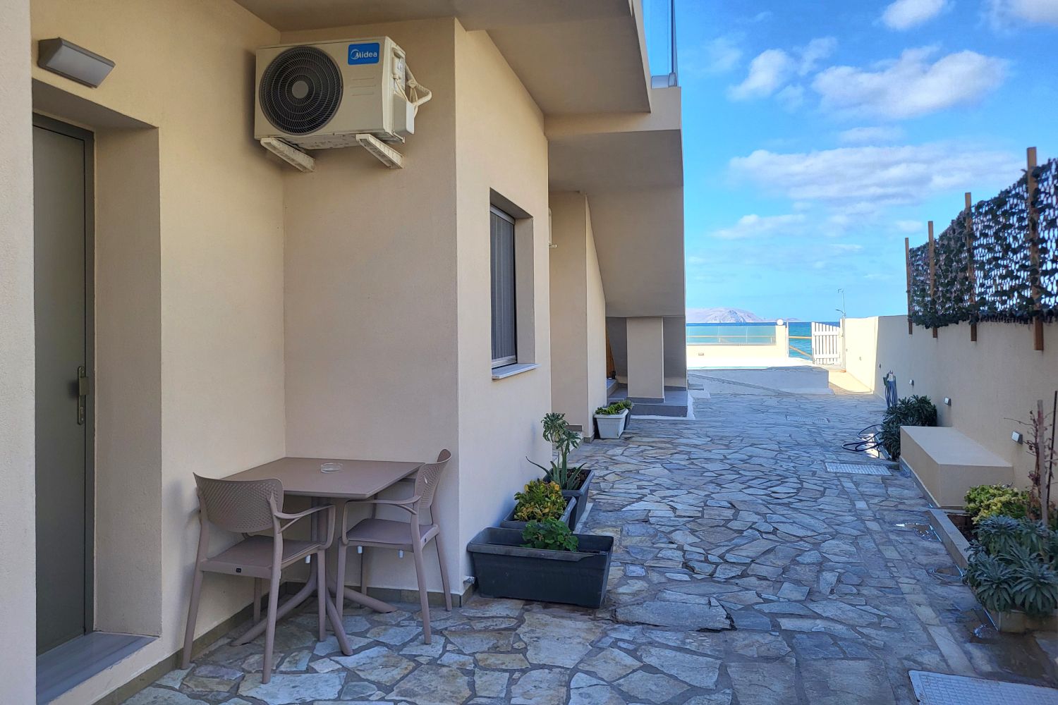 Almare beach Dbl or triple GV teracce