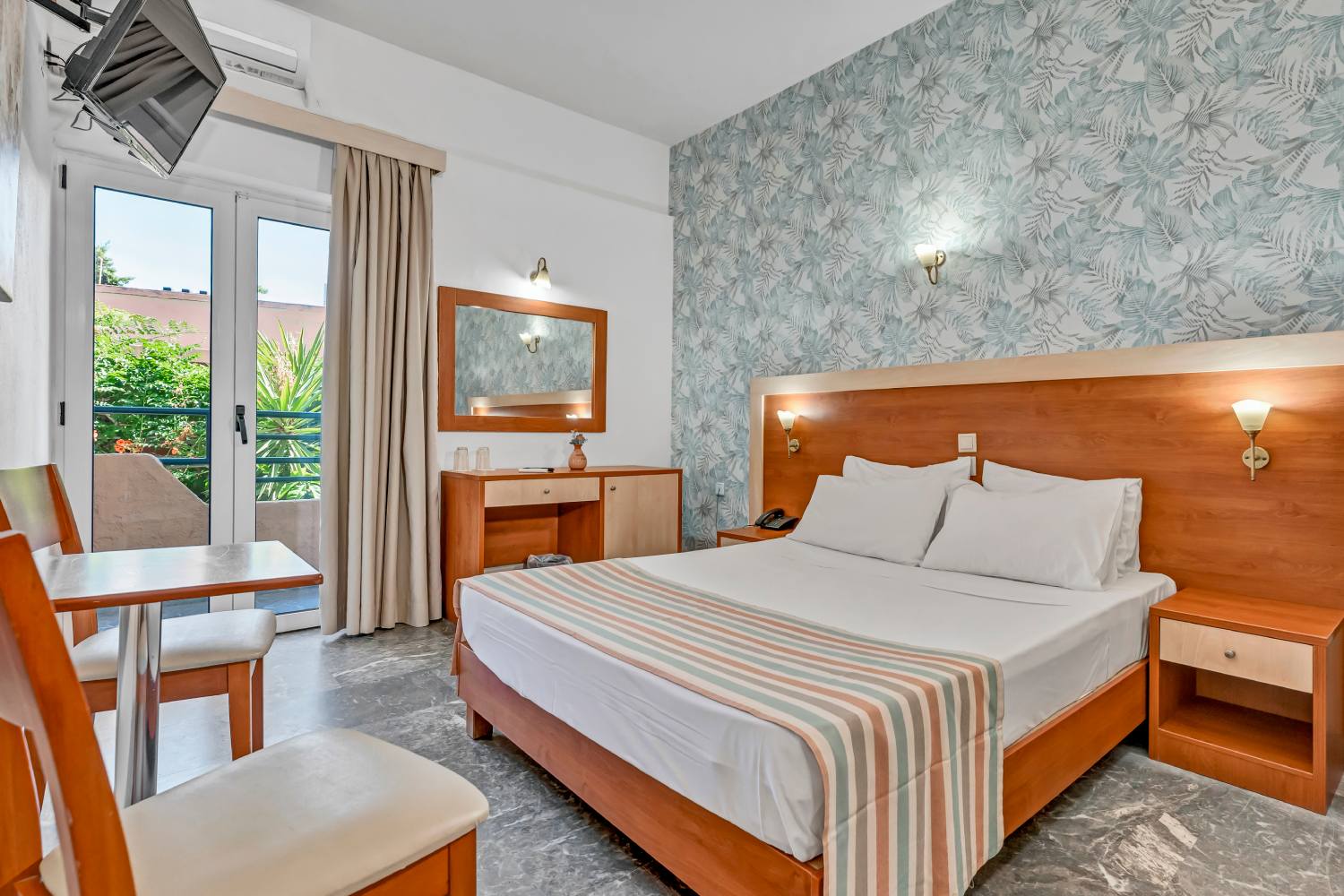 Erato hotel Dbl room - double bed3