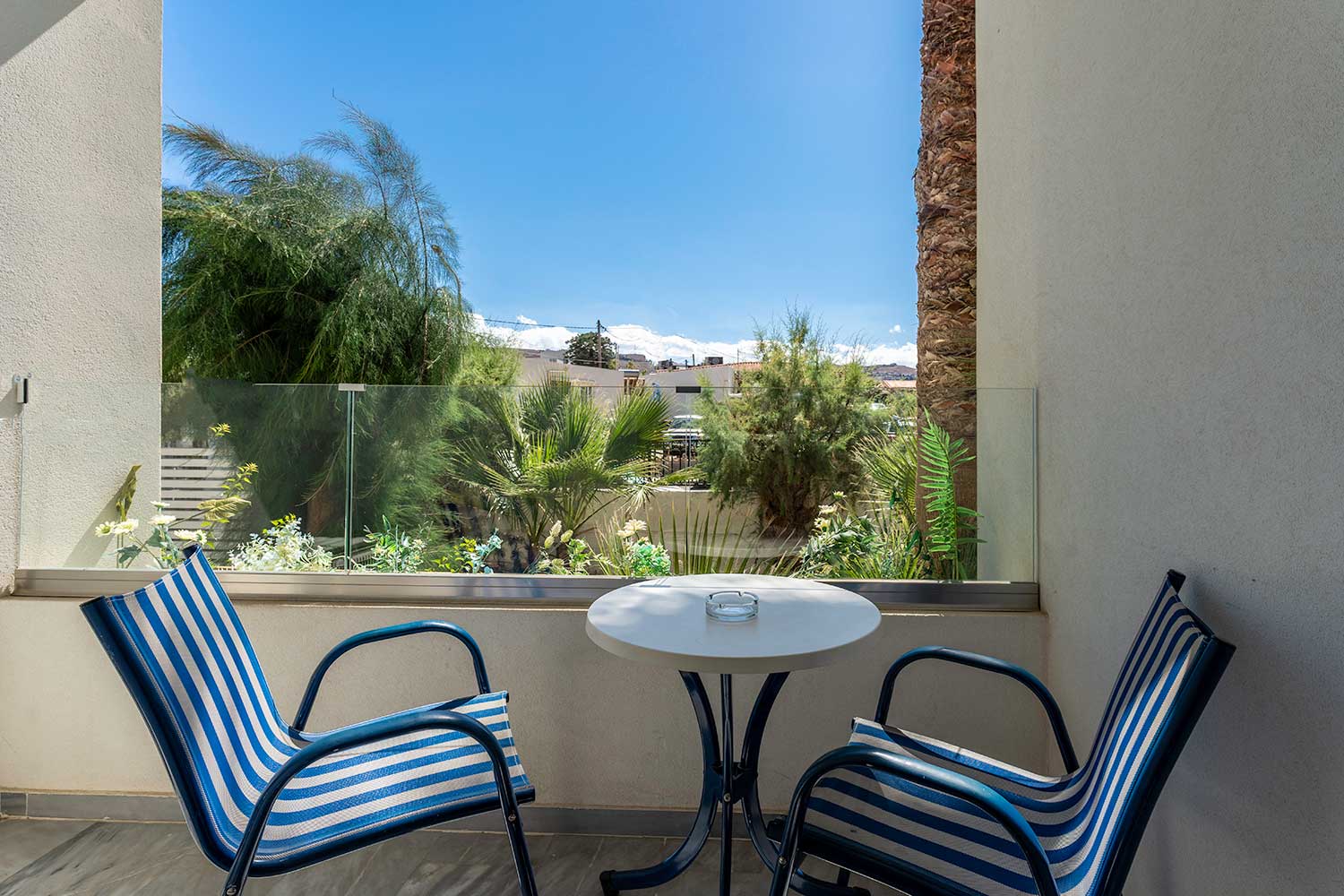 Sunset-beach-Dbl-GV-balcony-