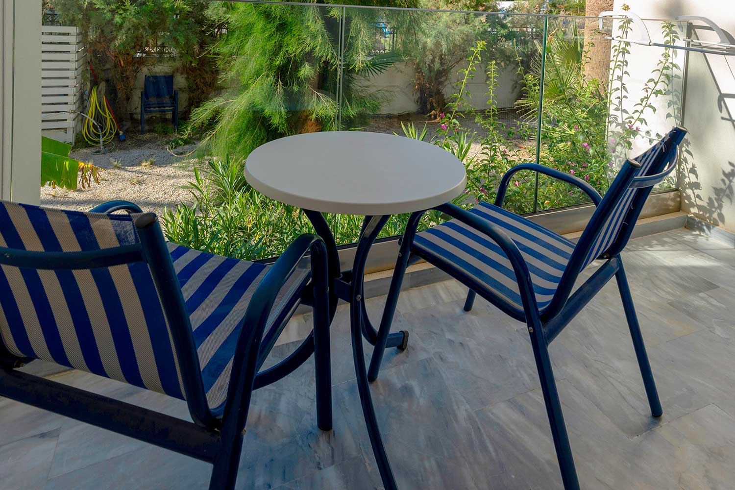 Sunset-beach-Dbl-GV-balcony-1