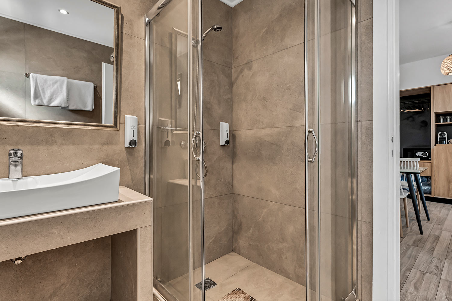 Sunset-junior-suite-8